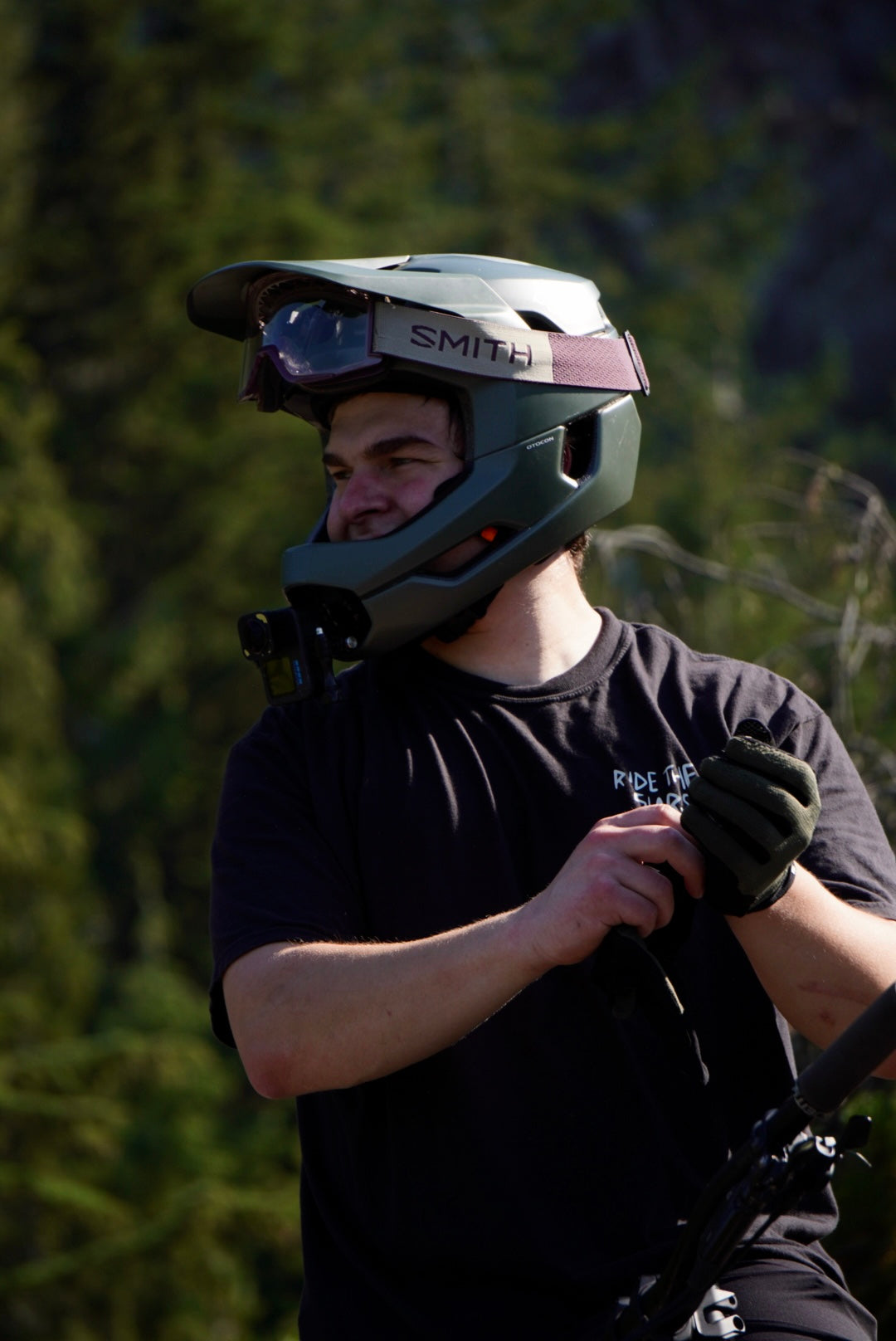 Boney Elbows * Black